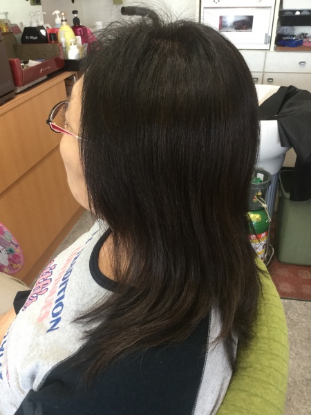 カット　カラーリング　集中育毛ケア　ヘアエステ　６０代