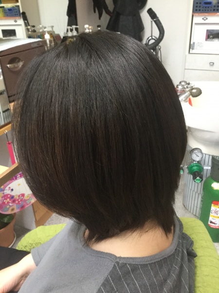 カラーリング　カット　集中育毛ケア　ヘアエステ　４０代