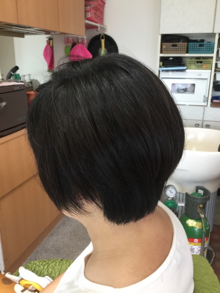 カラーリング　カット　集中育毛ケア　ヘアエステ　40代