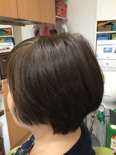 カラーリング　カット　ヘアエステ　60代