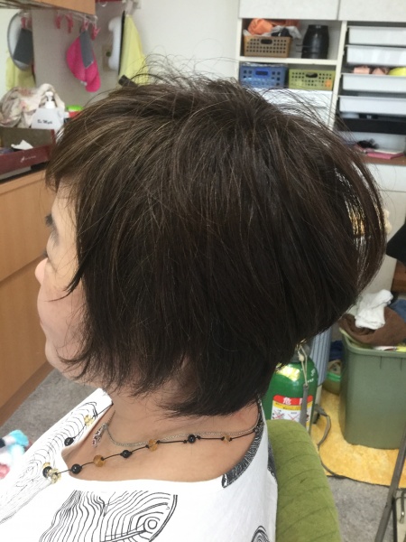 カラーリング　カット　ヘアエステ　60代