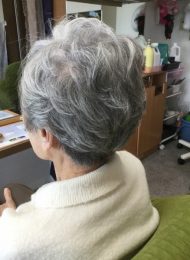 パーマ　カット　80代