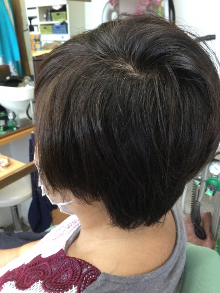 カラーリング　カット　ヘアエステ　60代