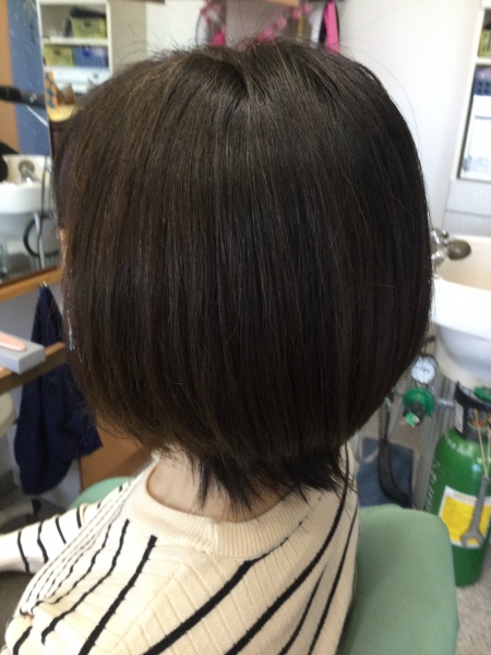 カラーリング　カット　集中育毛ケア　ヘアエステ　60代