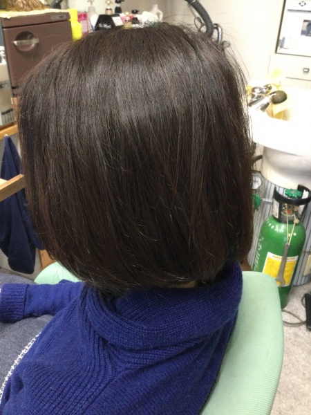 カラーリング　カット　集中育毛ケア　ヘアエステ　60代