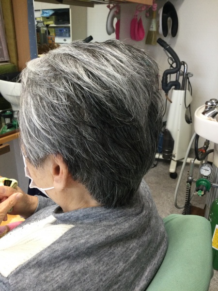 カット　集中育毛ケア　80代