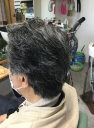 パーマ　集中育毛ケア　ヘアエステ　80代