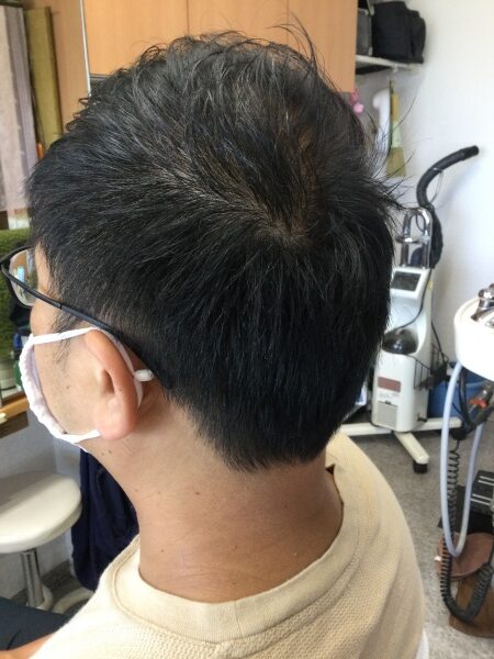 カット　炭酸泉スパ　30代男性