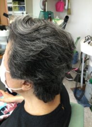 パーマ　カット　集中育毛ケア　ヘアエステ　80代