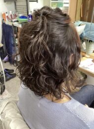 ニュアンスパーマ　炭酸泉スパ　50代