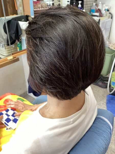 カット　炭酸泉ヘッドスパ　ヘアエステ　60代