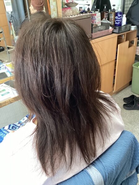 カット　カラーリング　炭酸泉ヘッドスパ　ヘアエステ　30代